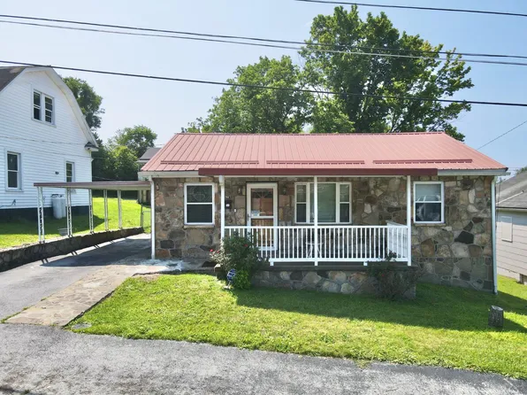 907 Christie Ave, Princeton, WV 24740