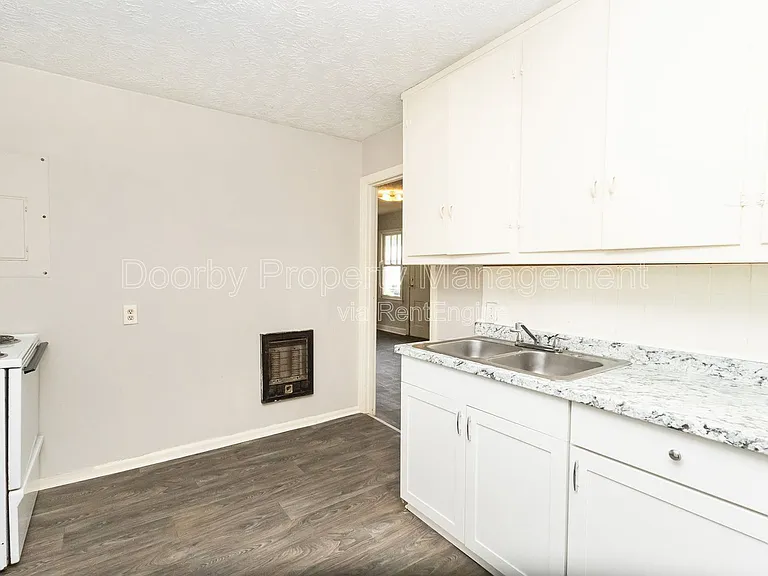 1023 Holland Johnson Rd #B — Photo 5
