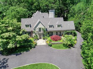 9 Beechwood Rd, Bronxville, NY 10708