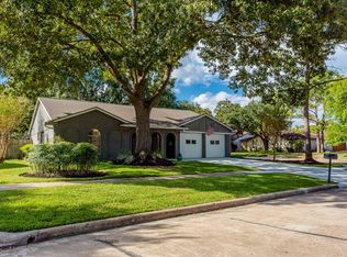 12002 Blair Meadow Dr, Meadows Place, TX 77477
