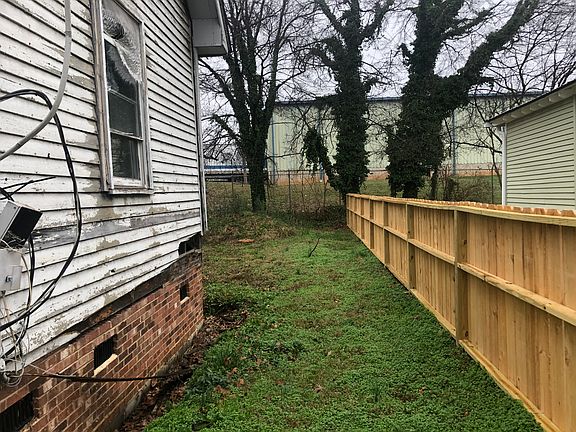 5th image of 336 S Vance St