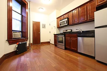 Rented by Dynamik Realty