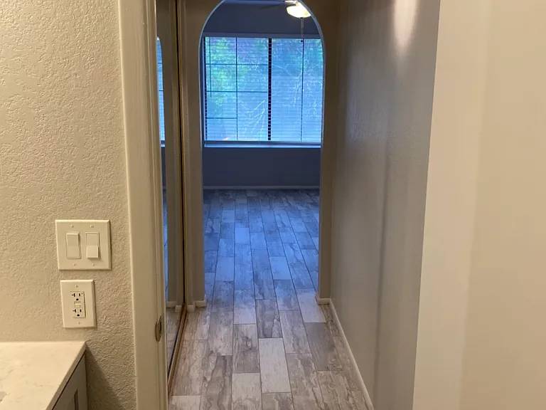 1905 E University Dr — Photo 8