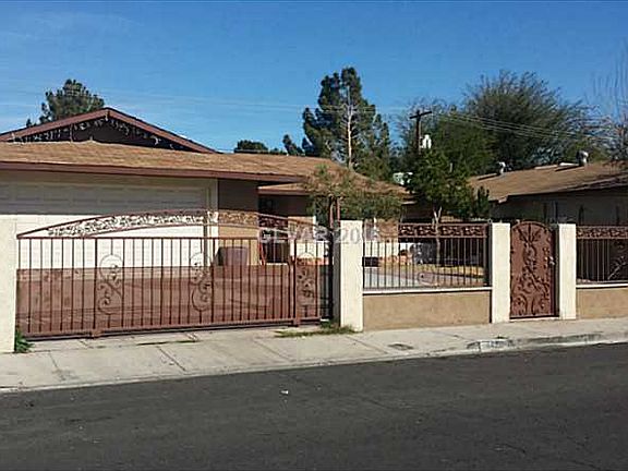 3rd image of 4425 Ash Ave