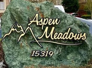 15319 Ash Way #C6, Lynnwood, WA 98087
