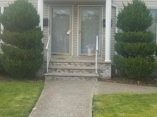 43 Elm St #2, East Rutherford, NJ 07073
