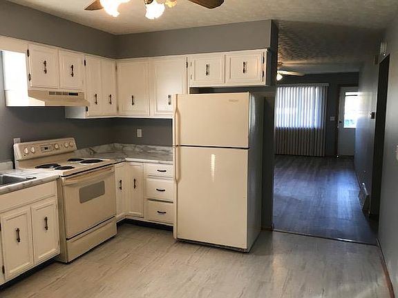 4th image of 343 S Watt St