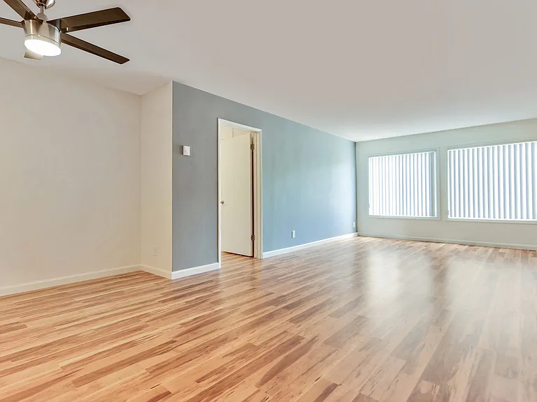 9520 Lucerne Ave — Photo 11