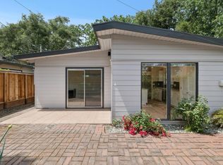 1565 Stanford Ave, Palo Alto, CA 94306