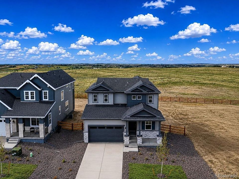 1st image of 717 Bradley Circle