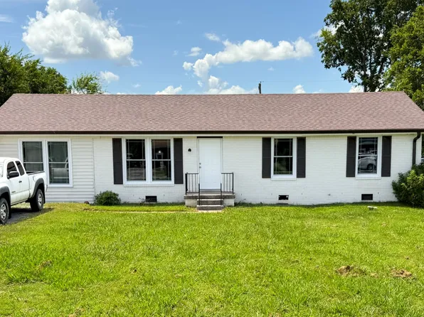 802 Kent Dr, Lebanon, TN 37087