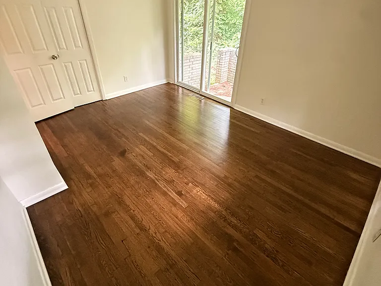 4078 Flintridge Dr — Photo 10