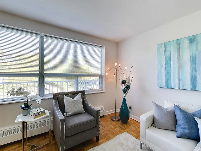 414 Willowdale Ave #112 — Photo 44