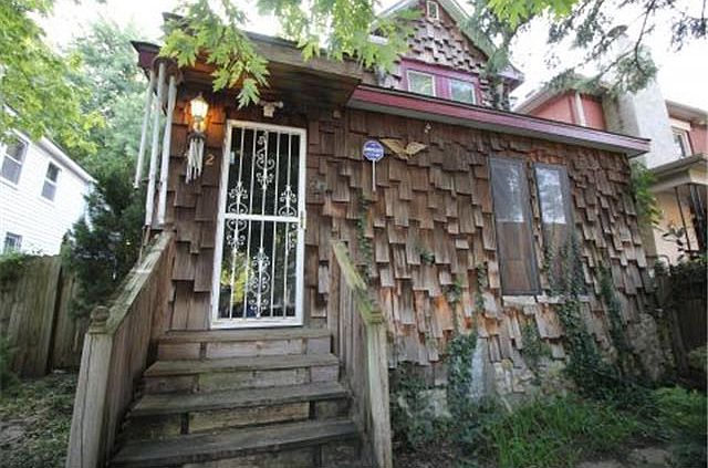 1st image of 412 Denver Ave