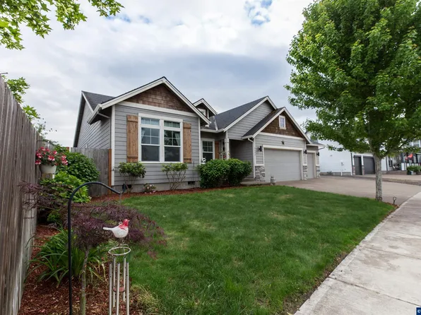 2628 NE Sonora Dr, Albany, OR 97321
