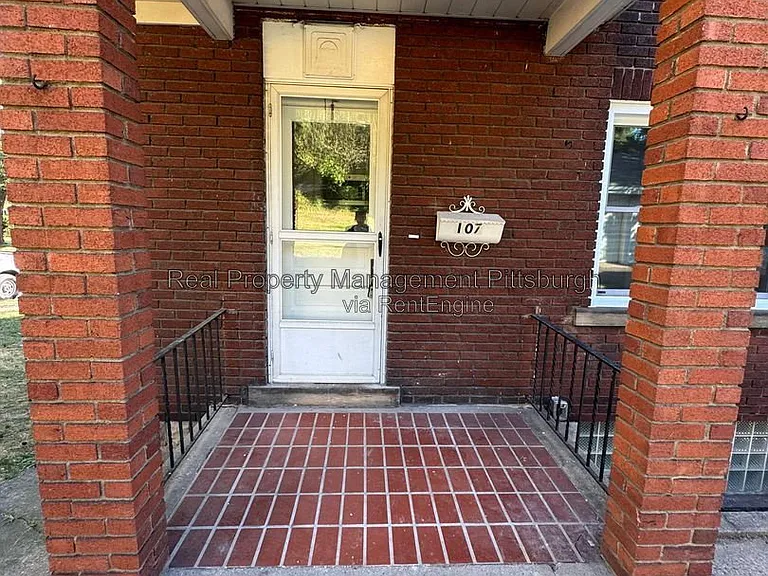 107 N Meadowcroft Ave — Photo 13