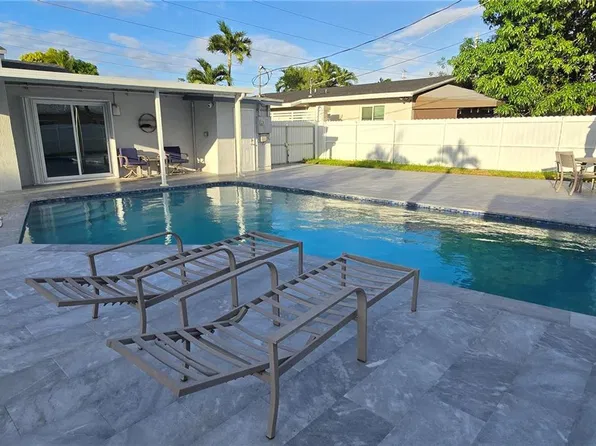 7176 SW 12th St, Miami, FL