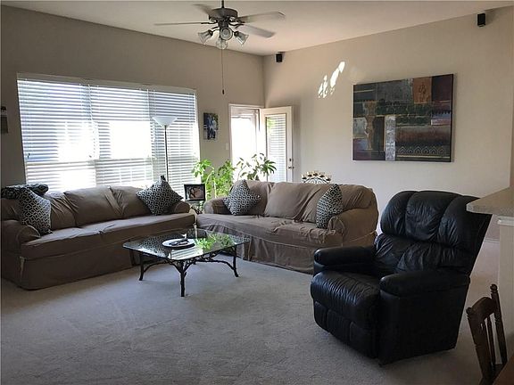 4th image of 10801 Spyglass Hl