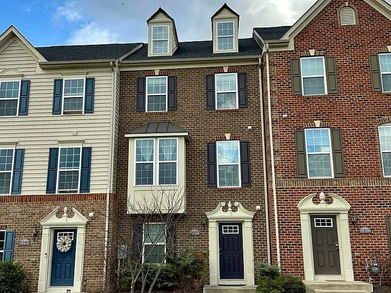 5350 N Center Dr — Photo 1