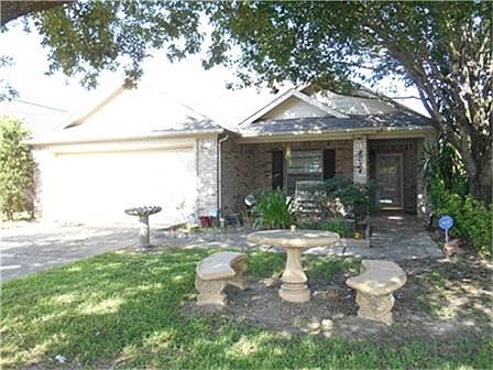 1st image of 8034 Ginger Park Dr