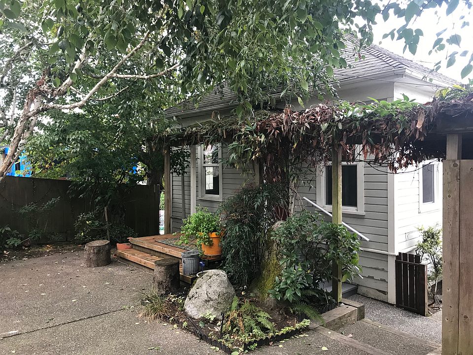 Front Entry & Private Patio