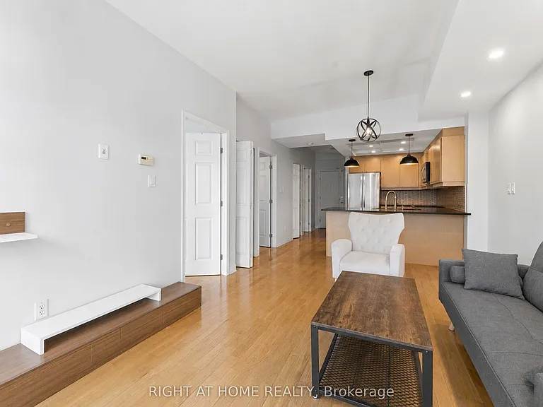 134 York St #1009 — Photo 10