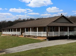 2879 E Calvertville Rd, Bloomfield, IN 47424