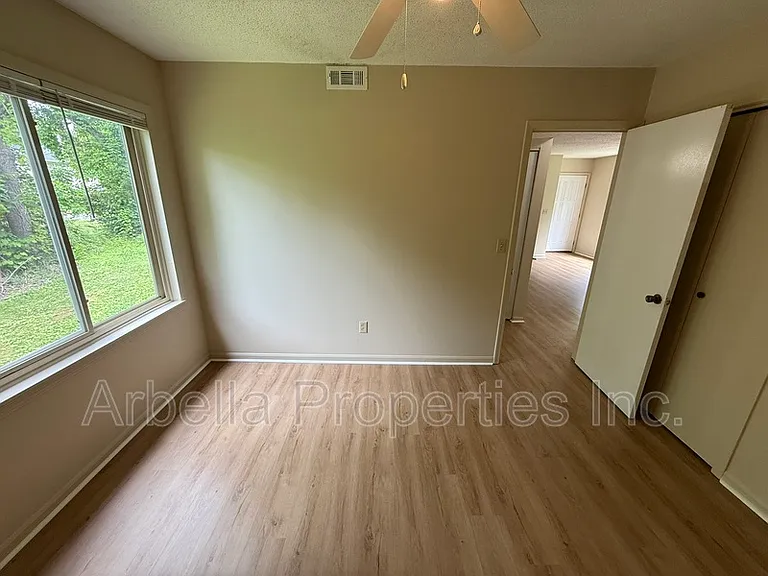 103 S Beech St #15 — Photo 14
