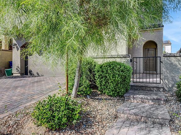 4th image of 10456 Skye Knoll Ave