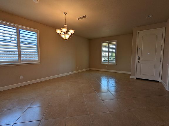 3rd image of 5761 Lochcarron Dr