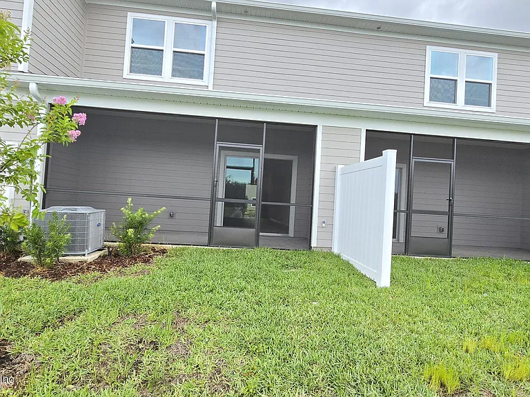 6821 Gable Grove Ave — Photo 13