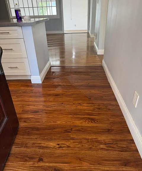 624 W Woodcrest Ave — Photo 5