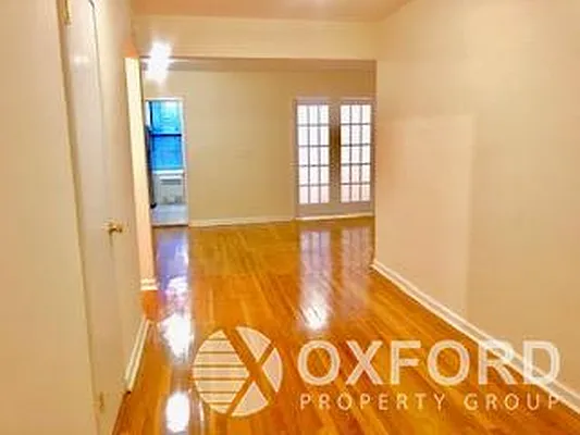 Rented by Oxford Property Group | media 31