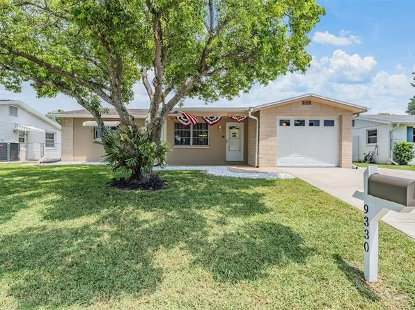 9330 Saint Regis Ln, Port Richey, FL 34668