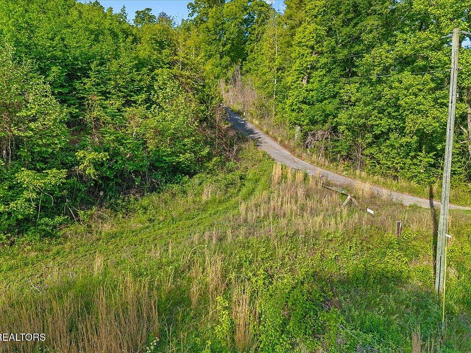 7th image of 5673 Highway 360