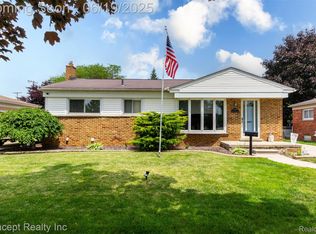 3730 N Longmeadow Rd, Trenton, MI 48183