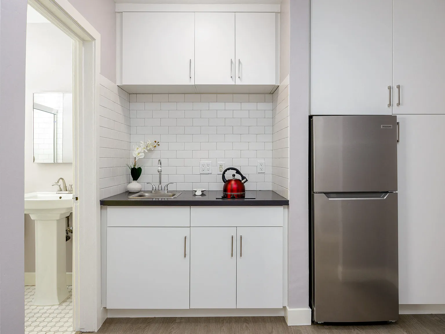 Belcrest Apartments — Photo 3
