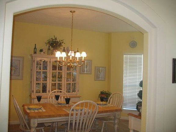 Formal Dining