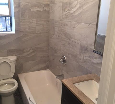 5th image of 961 42nd St APT A2