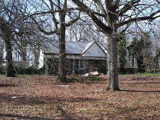 2nd image of 4567 Salem Rd
