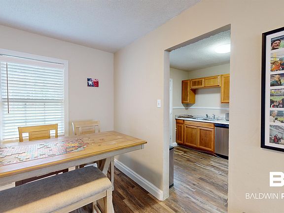4th image of 407 Gulfwood Dr