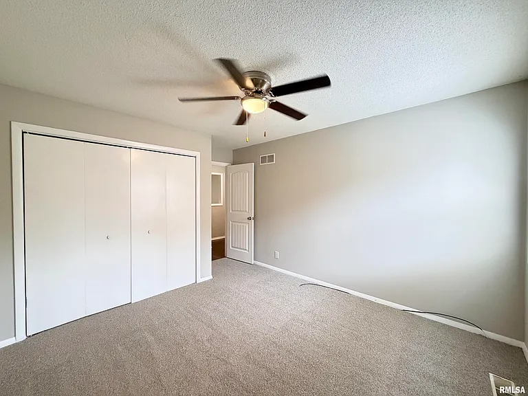 122 W Morningside Dr — Photo 34