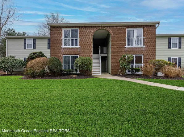 504 Harding Road #5, Freehold, NJ 07728