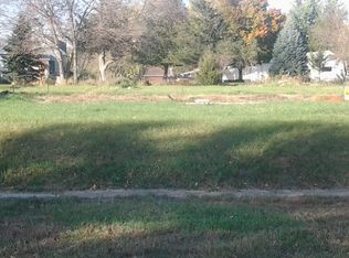 500 8th St SW, Oelwein, IA 50662