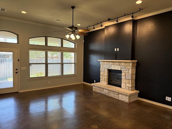 3rd image of 5712 Carmel Ct