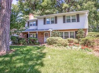 111 Buckingham Dr, Colonial Heights, VA 23834