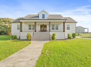 508 W Laodis St, Delcambre, LA 70528