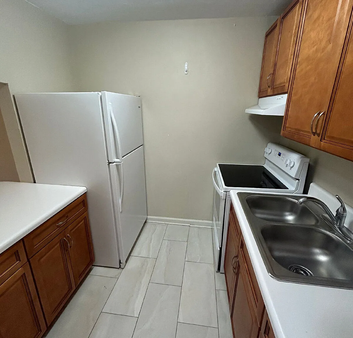 1 bed, 1.0 bath, 565 sqft, $725 — Photo 4