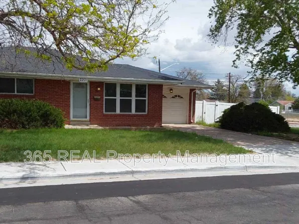 2201 12th St, Greeley, CO 80631