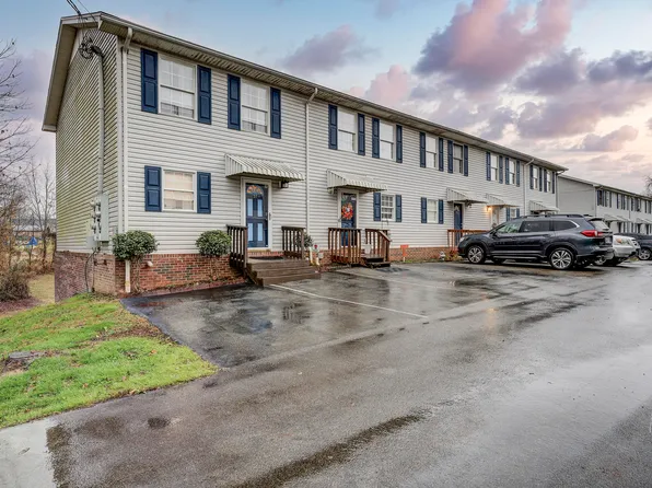 152 Gray Station Rd APT 37, Johnson City, TN 37615